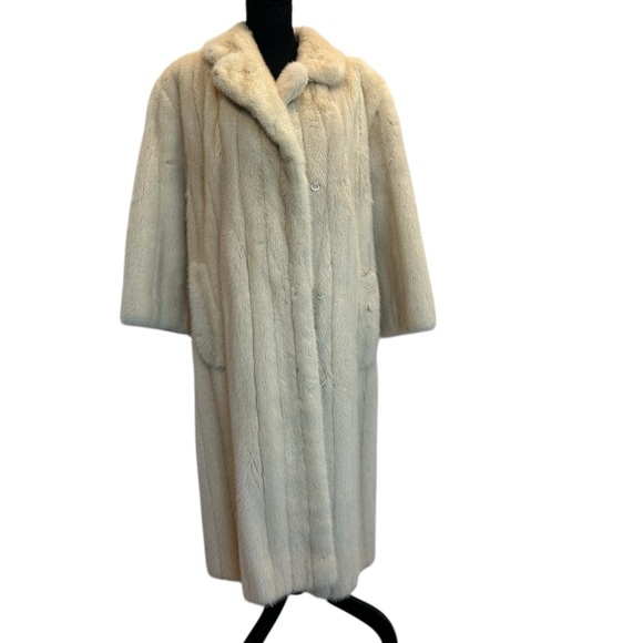 Source Unknown Jackets & Blazers - Cream mink long fur coat vintage